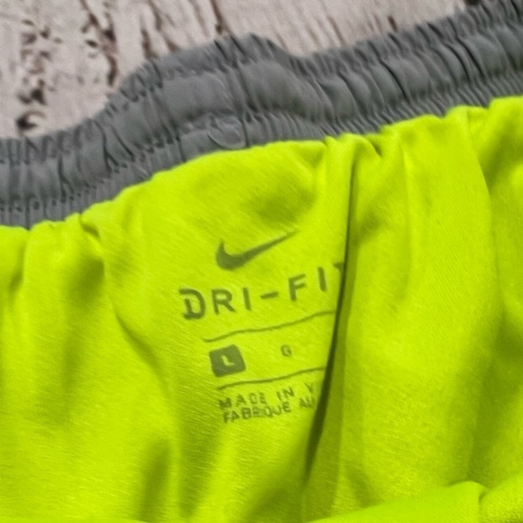 Women's Nike Running Walking Race Sportswear Shorts Dri - Fit Gray - Picture 6 of 6